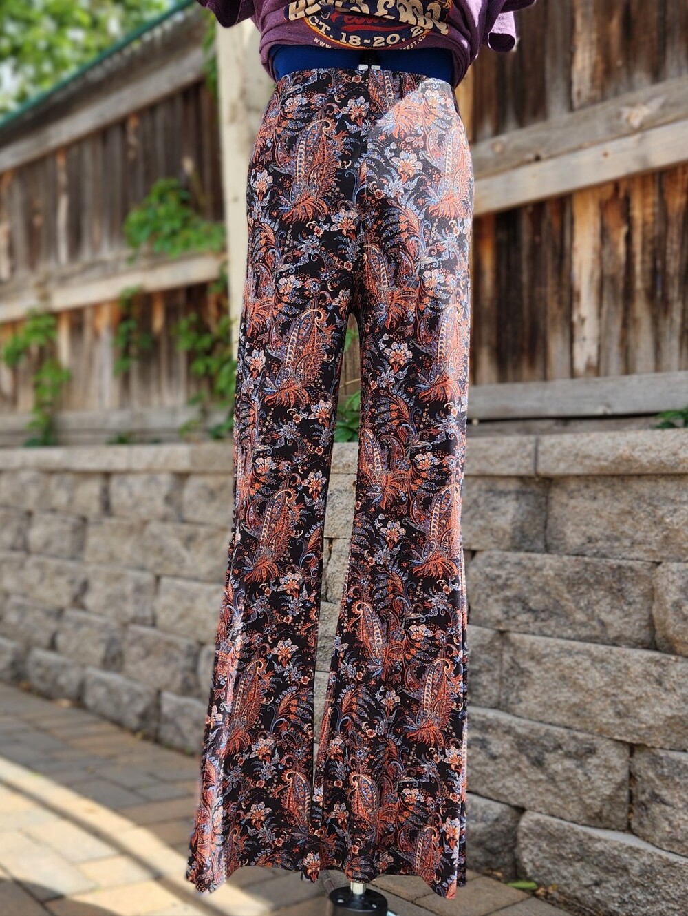 Free People Kitty Flare Pants – Paisley Print – Size M – Spring 2022